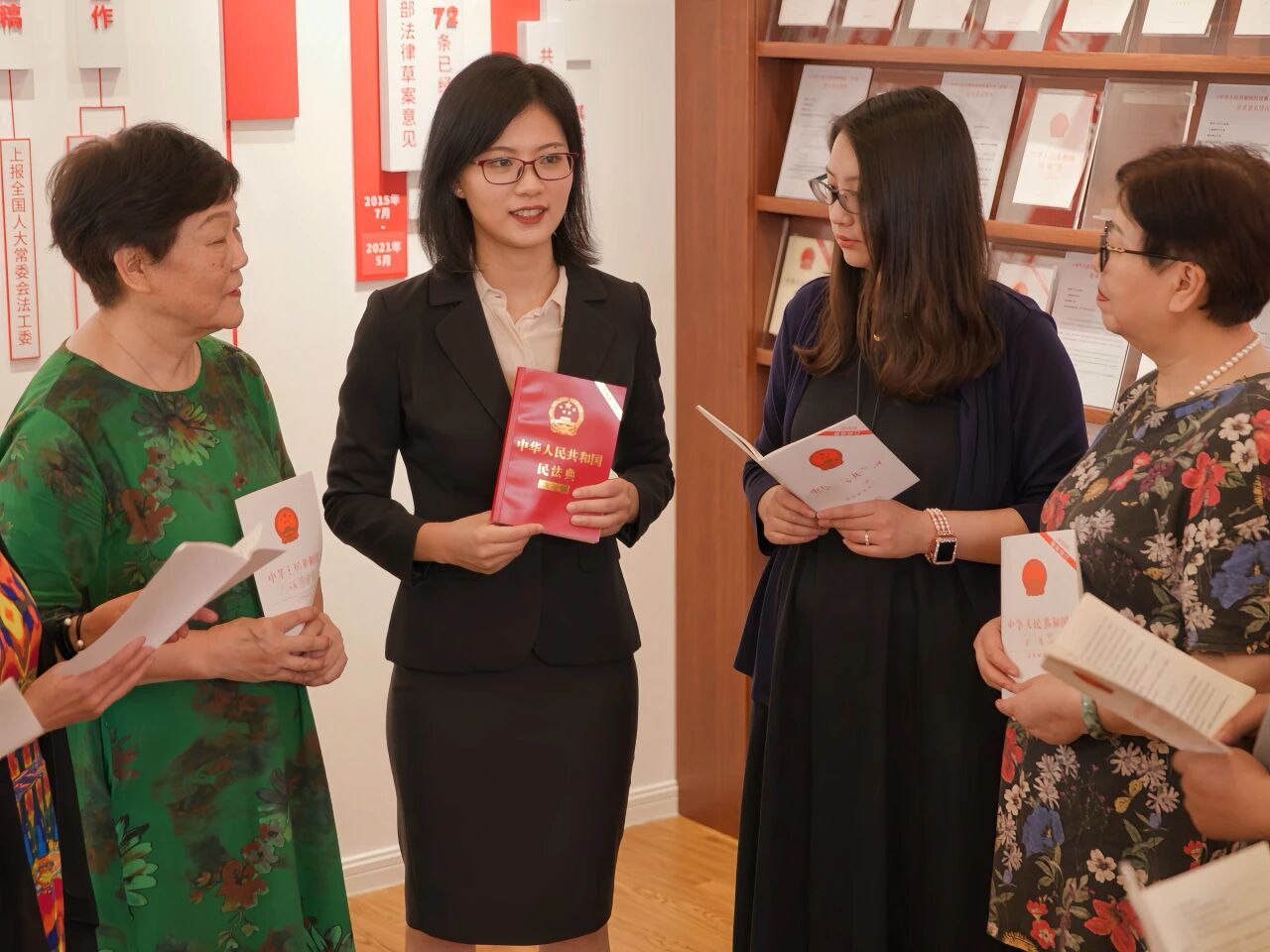 喜报｜吴新慧同志荣获“上海市优秀党务工作者”称号