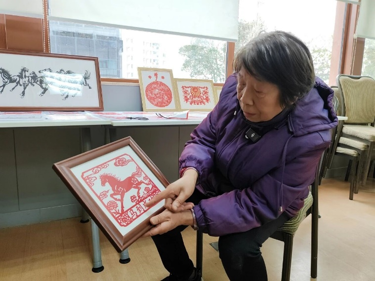 华阳微光丨三十余载剪纸情，扎根华阳暖岁月