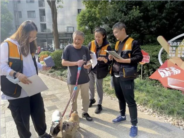 “走四百”办实事丨“混搭”变“融洽”!一起看看华阳这个居民区的解题之道→